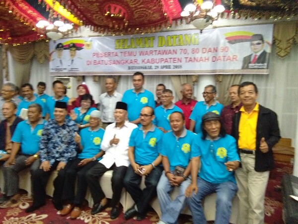 PicsArt_04-29-03.11.18