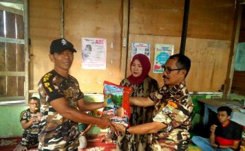 Peduli Perekonomian Anggota, FKPPI Tanah Datar Serahkan Bantuan Bibit Jagung