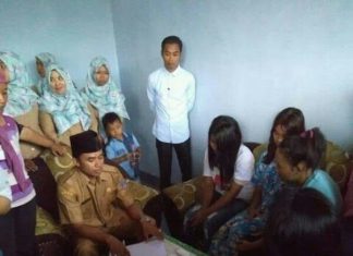Emak-Emak Swiping, Lima Wanita Diduga Pelayan Warung Esek-Esek Diglandang