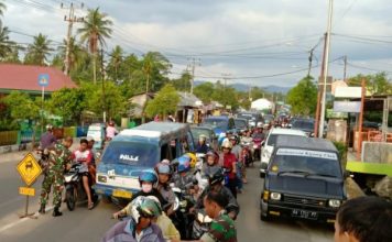 Manfaatkan Moment Ramadhan, IKC Solok Bagikan 400 Takjil