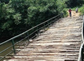 Pemkab Pasaman Kurang Tanggap, Empat Jembatan Sangat Memprihatinkan