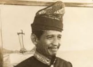 Untuk Jadi Renungan, OTT Koperindag dan Sutami 8 Kali Jadi Menteri Tetap Miskin