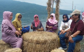 Betti Shadiq Pasadigoe : Tapian Galundi Putri Cantik Perlu Perhatian Serius
