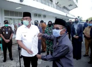 Serius Hadapi New Normal, Pengurus Masjid, Imam dan Garin Jalani Rapid Test