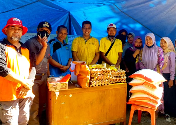 PicsArt_06-08-09.54.36