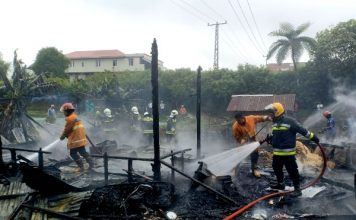 Sijago Merah Mengamuk, Rumah Semi Permanen Ludes Jadi Abu