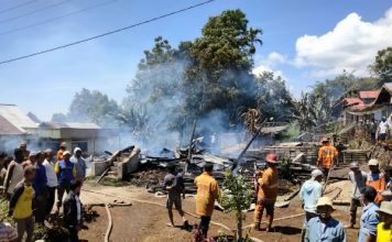 Diduga Arus Pendek, Rumah Semi Permanen Ludes Jadi Abu di Tanjuang Alam