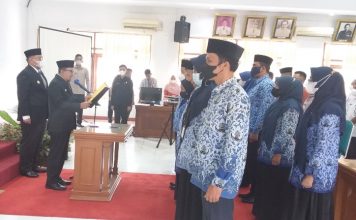 Sumpah Jabatan Kembali Menggema, Bupati Lantik 14 Pejabat Administrator