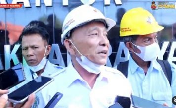 Tak Puas dengan Pengurus Terpilih, Anggota Koperbam Unjuk Rasa ke DPRD Padang