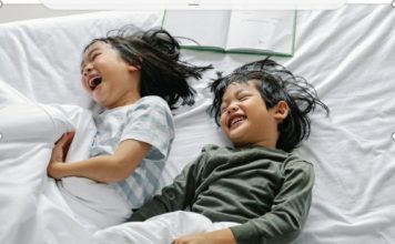 Simak Alasan Harus Menggunakan Piyama Saat Tidur, Demi Kesehatan!
