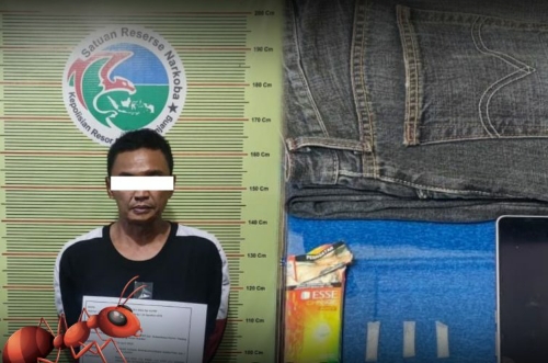 Picsart_23-04-06_07-42-37-780