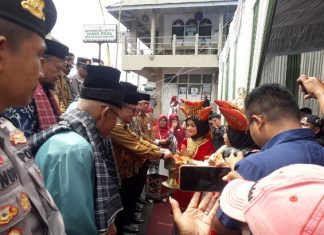 Masjid Raya Rao-Rao Saksi Bisu, Bupati Eka Putra Launching BPR Syariah Balerong Bunta