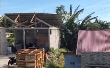 Bencana Alam Landa Salimpaung, Sepuluh Rumah Diporakporandakan Angin Puting Beliung