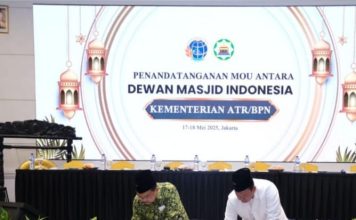 Teken MoU dengan DMI, Menteri Nusron Berkomitmen Tuntaskan Sertipikasi Tanah Wakaf dalam Lima Tahun