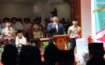 Hadiri Upacara Peringatan HSN 2025, Menteri Nusron Harapkan Santri Masuk Panggung Nasional