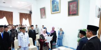 Mutasi dan Promosi Bergulir Lagi, Bupati Eka Putra Lantik dan Ambil Sumpah 9 Pejabat Manejerial