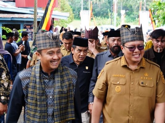 Buka Bimtek Pelestarian Silek Pangian, Wagub Vasco Minta Manfaatkan Teknologi dalam Promosi Budaya