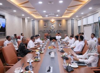 Rakor Bersama para Kepala Daerah di Kalsel, Menteri Nusron: Penentuan Lokasi LP2B Menjadi Kewenangan Daerah