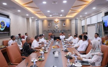 Rakor Bersama para Kepala Daerah di Kalsel, Menteri Nusron: Penentuan Lokasi LP2B Menjadi Kewenangan Daerah