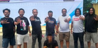 Berpura-pura Cuci Tangan, Terduga Pelaku Gasak Handphone Korban di Atas Kulkas
