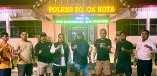 Tersangkut Penggelapan Pajak Kendaraan, Polisi Tangkap Seorang Oknum PNS di Kantor Samsat