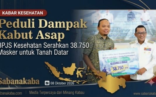 Peduli Dampak Kabut Asap, BPJS Kesehatan Serahkan 38.750 Masker untuk Tanah Datar